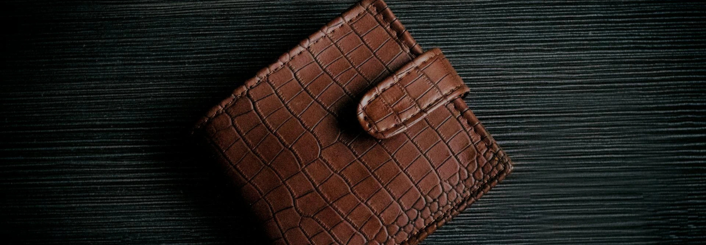 Aman dan Elegan! Intip 11 Jenis Dompet Wanita untuk Menjaga Essential Item